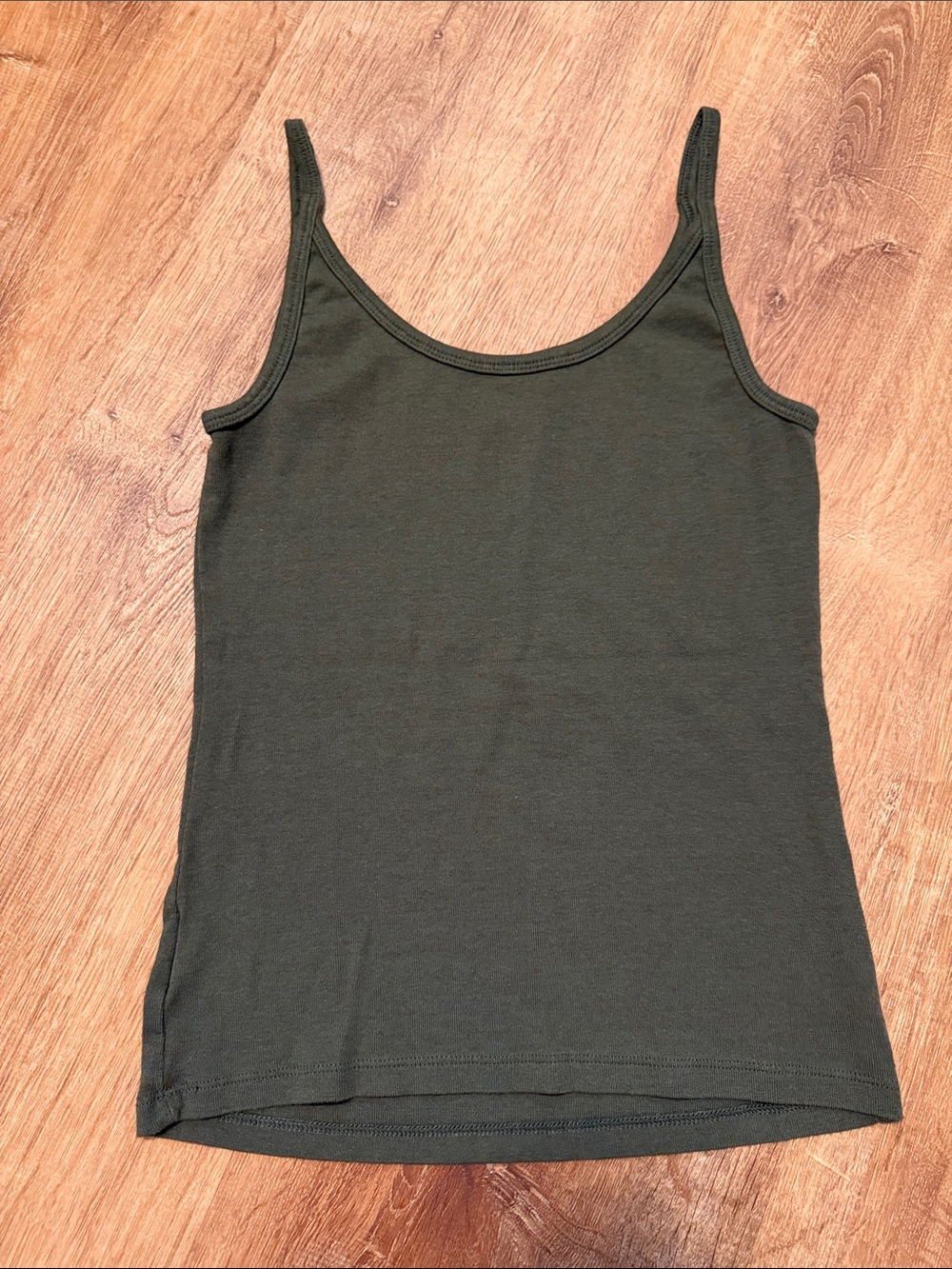 GAP Tank - Picture 3 of 4